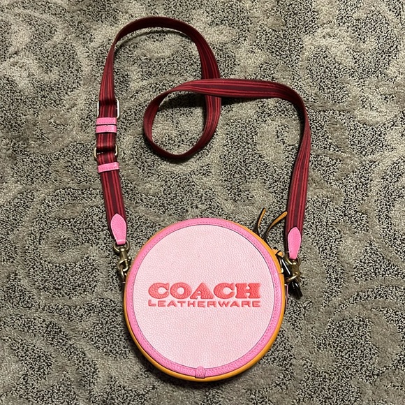 Coach Kia Circle Bag In Colorblock - Picture 1 of 5
